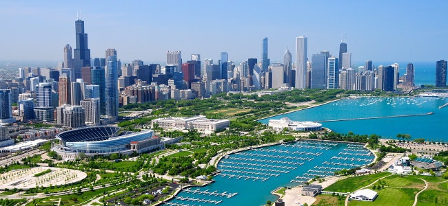 Downtown Chicago & Lake Michigan